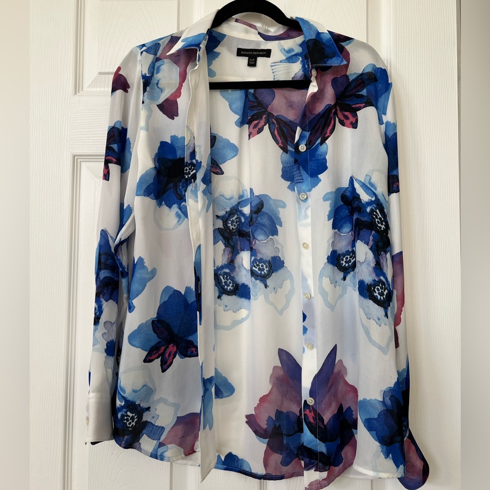 Banana Republic Floral Button-Up Blouse